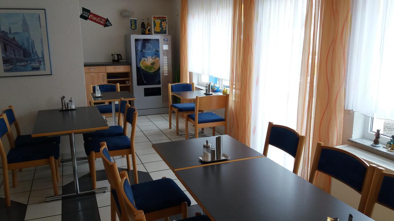 Motel Am Highway Althengstett Bagian luar foto