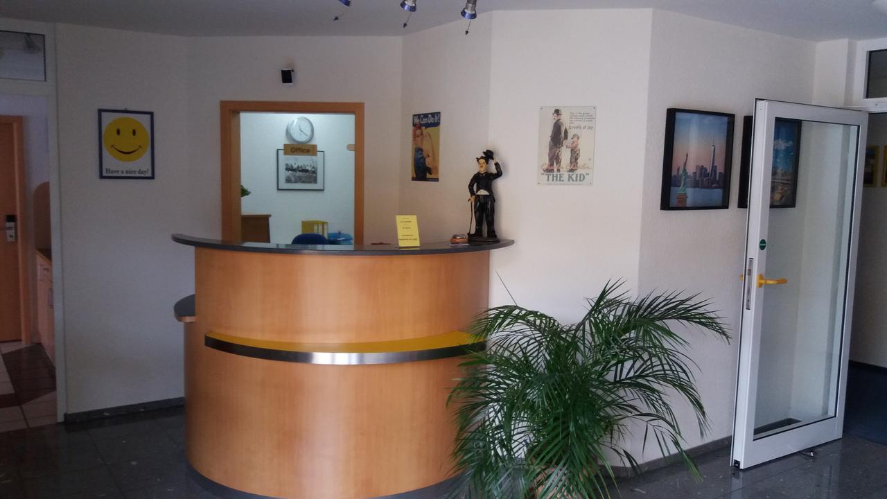 Motel Am Highway Althengstett Bagian luar foto